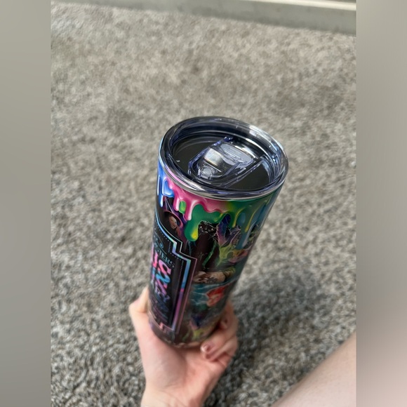 Hocus Pocus 20oz tumbler with lid and straw - Picture 4 of 4